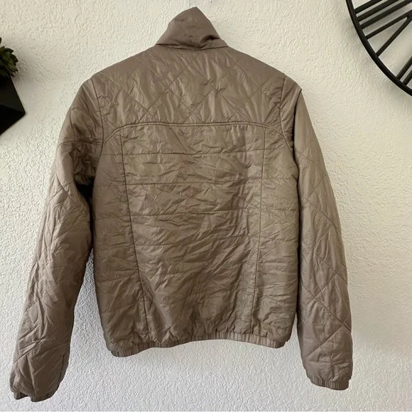 Patagonia womens lightweight Tan Jacket - Picture 4 of 5